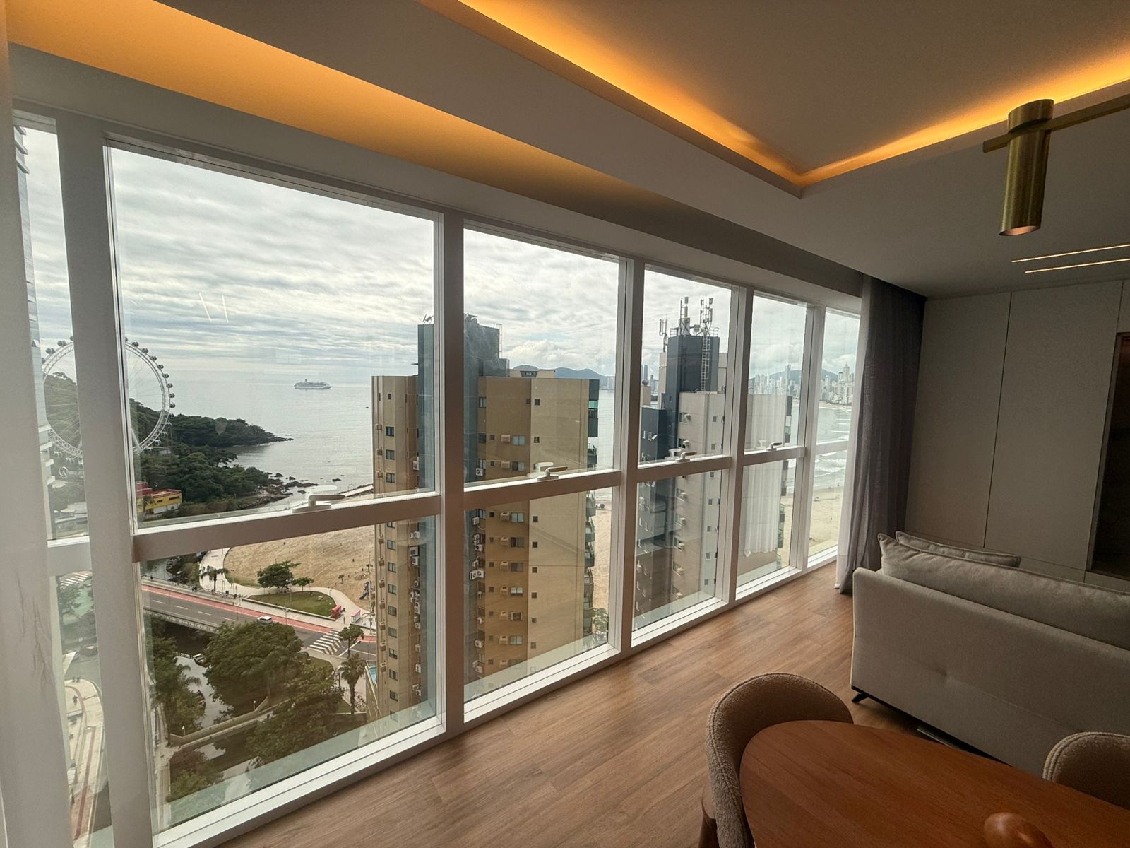 Apartamento para Venda - Skyline - Pioneiros, Balneário Camboriú — foto 1